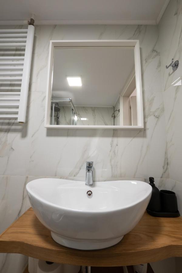 Ikos Central Spacious Apartment Saloniki Zewnętrze zdjęcie